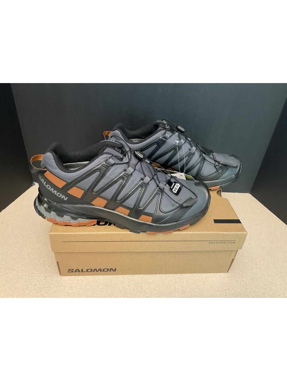 New! Mens Salomon XA Pro 3D V8 GTX Wide Trail Shoes. Size 8EE Wide. Awesome!